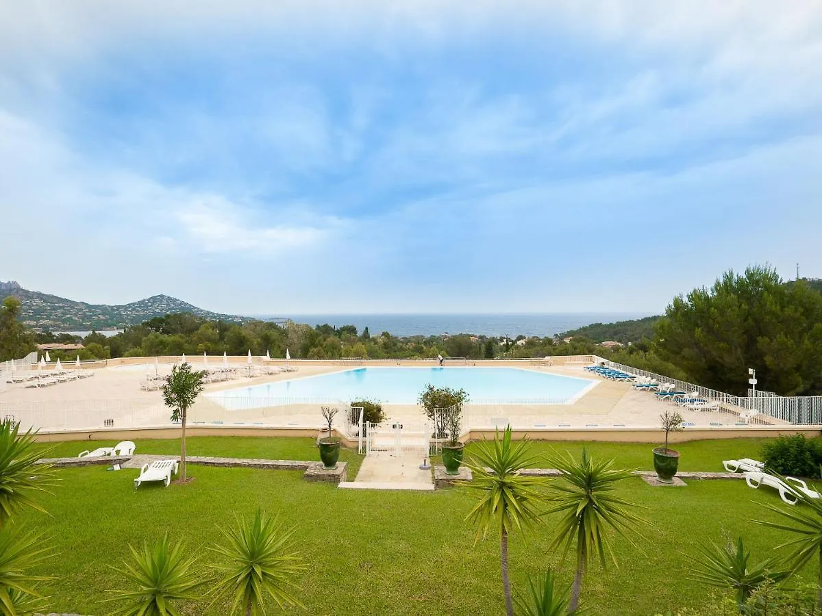 Holiday Home Village Cap Esterel - Le Hameau-34 By Interhome Сен-Рафаэль