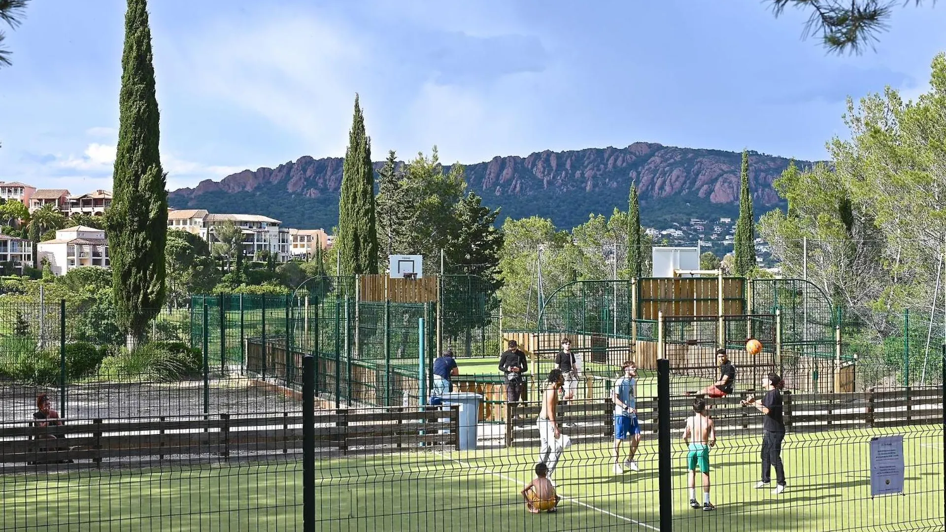 Holiday Home Village Cap Esterel - Le Hameau-34 By Interhome Сен-Рафаэль